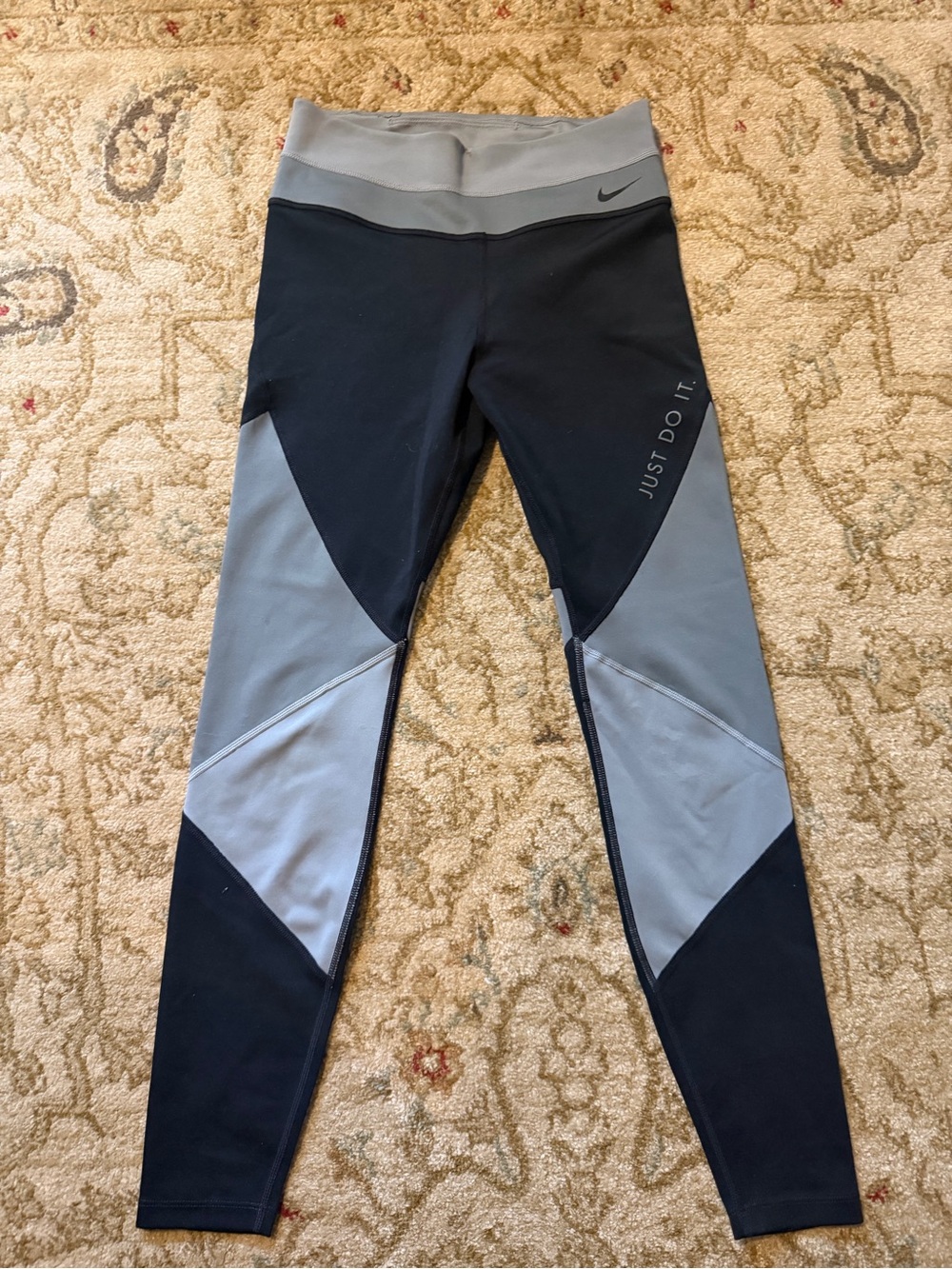 Nike block leggings